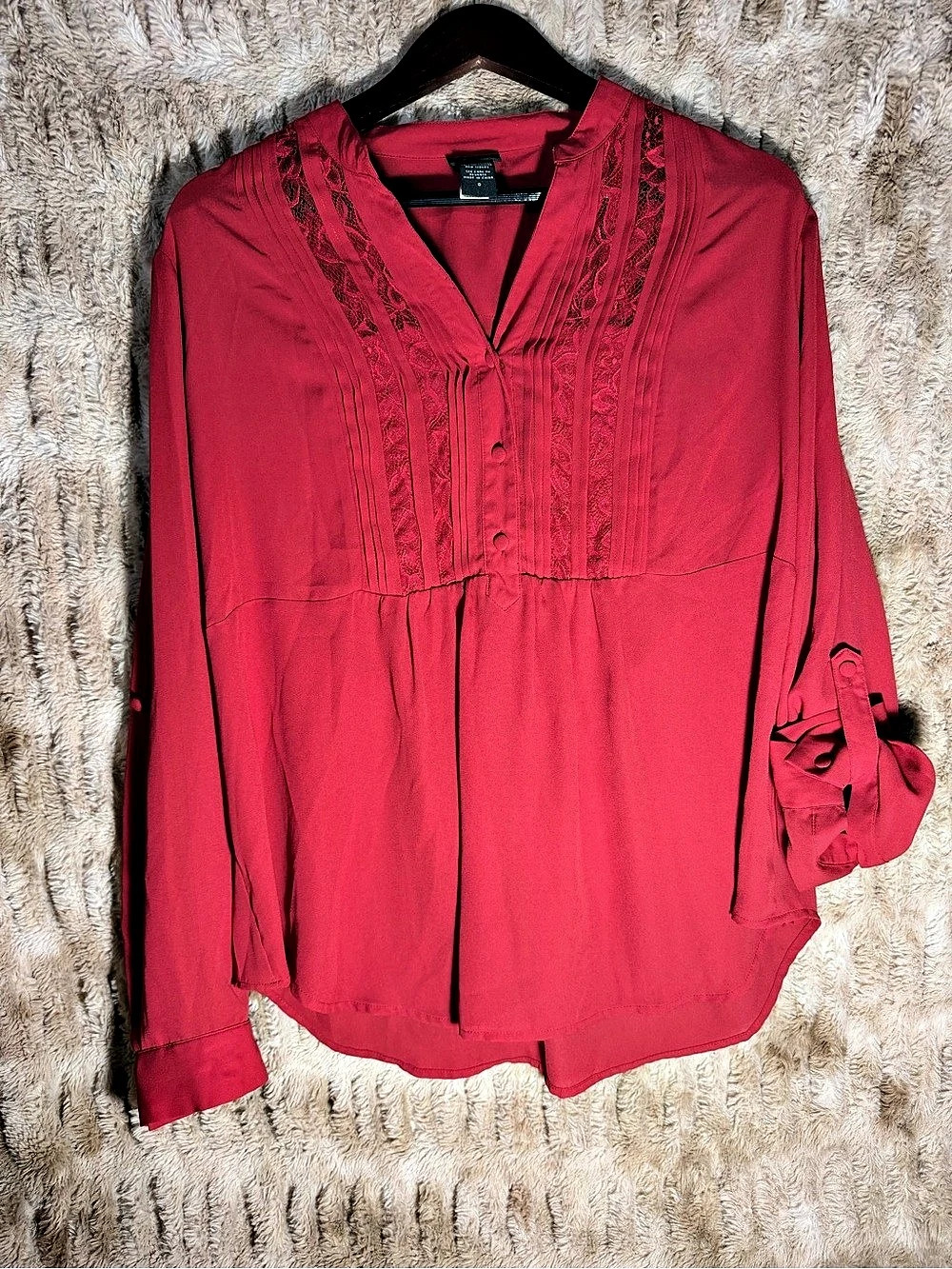 Torrid Nightfall Lace Detail Button-Up Top Red Size 0